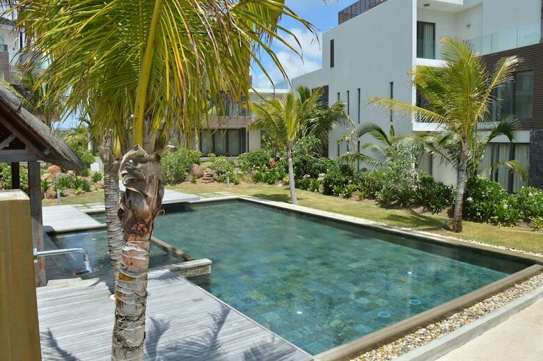 Rose Des Sables Beachfront Apartments