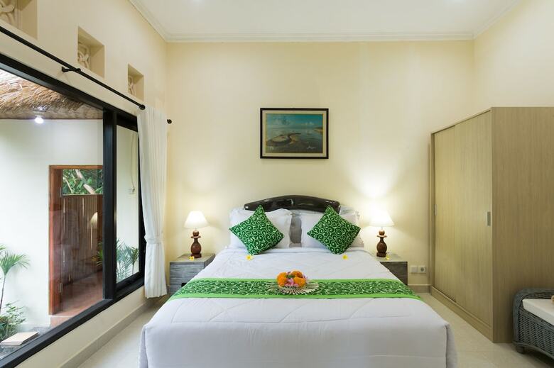 Villa Rumah Bakti