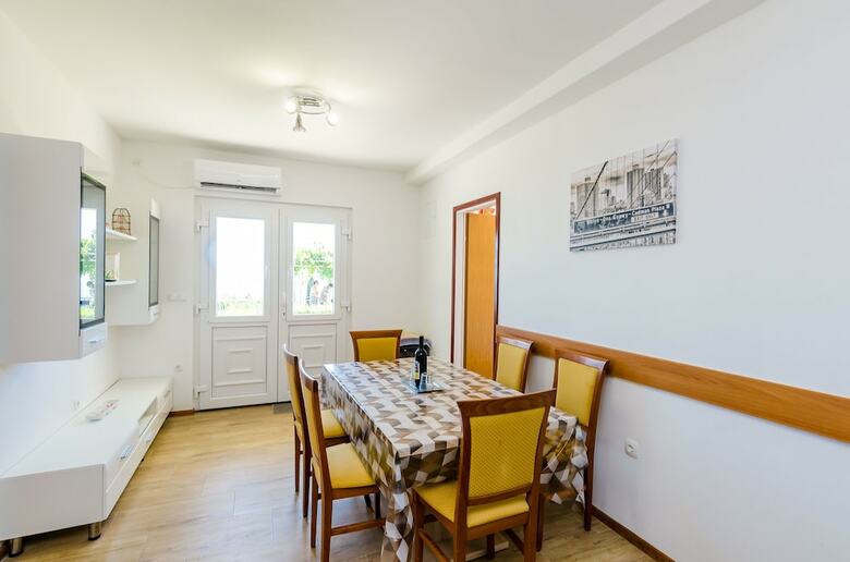 Apartments Klis
