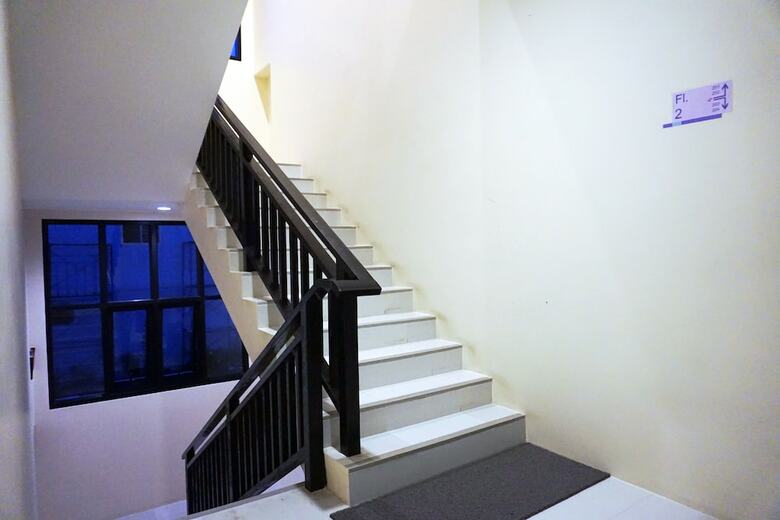 Hotel Pensiri House