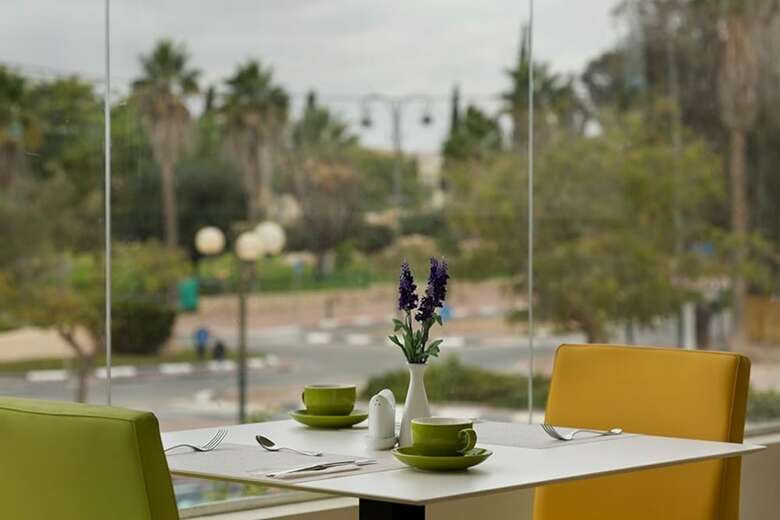 Desert Irus Hotel
