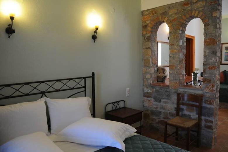 Apartamentos Skiathos Island Suites