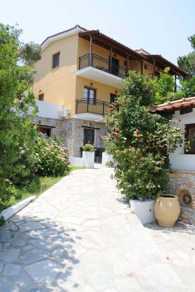 Apartamentos Skiathos Island Suites