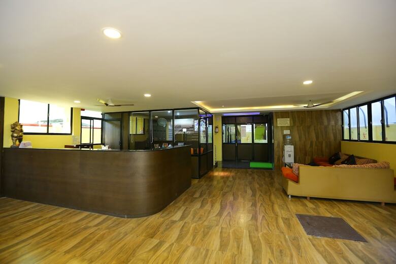 Hotel Season 4 Residences -  Thiruvanmiyur