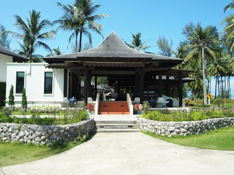 Hotel Khao Lak Blue Lagoon Resort