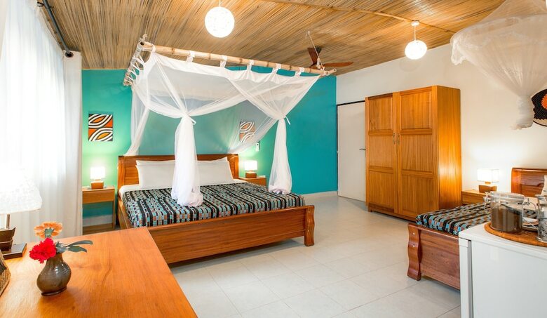 Heaven Restaurant & Boutique Hotel