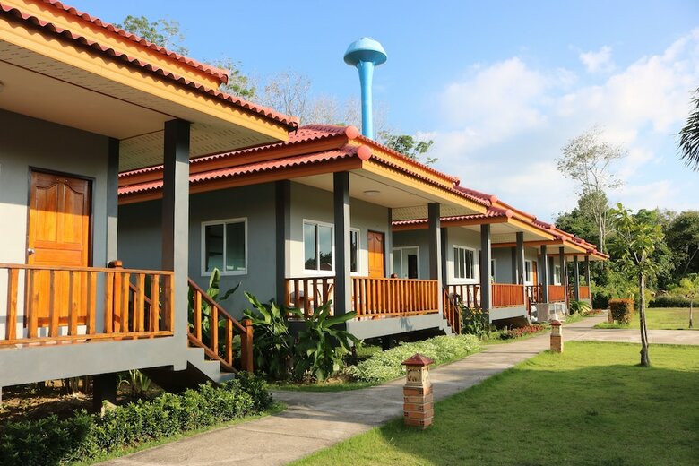 Hotel Lanta Lapaya Resort