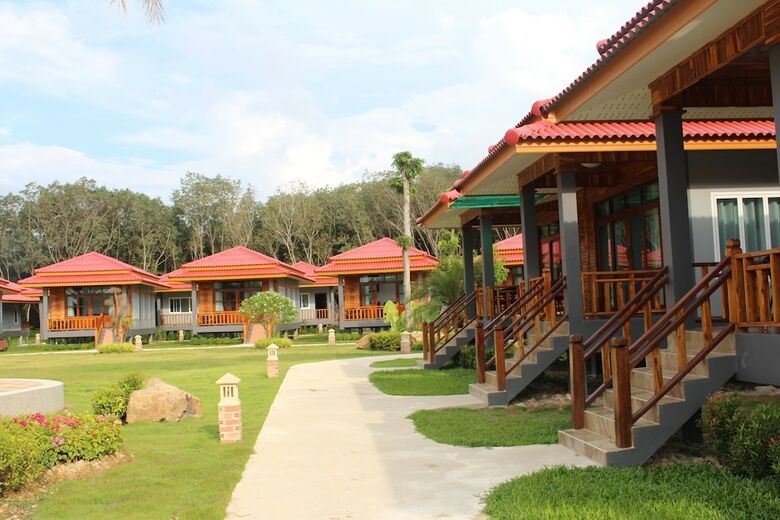 Hotel Lanta Lapaya Resort