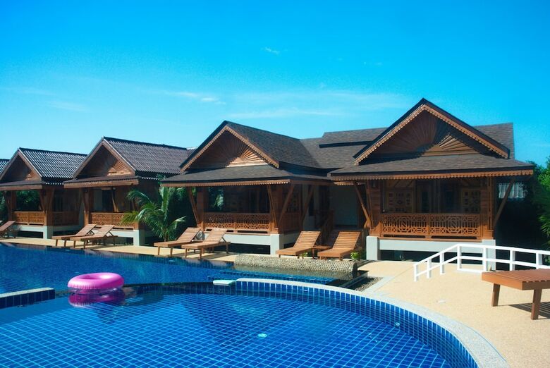 Sangsawan Palace Khaolak Hotel