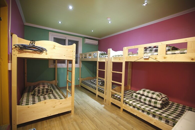 Hostal Bluefish Guesthouse - Hostel