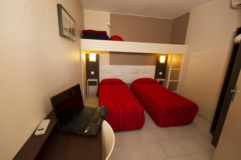 Brit Hotel Essentiel S�te Balaruc