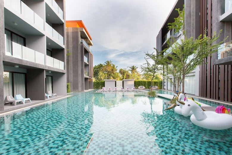 Maya Phuket Airport Hotel