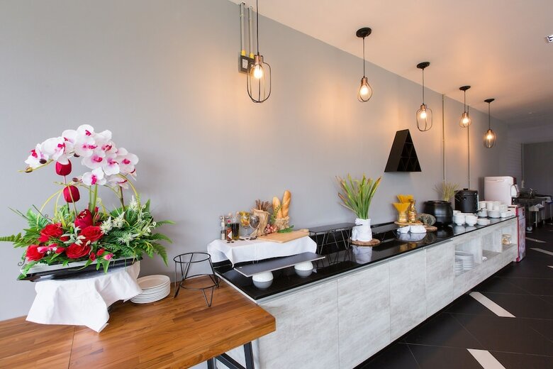 Maya Phuket Airport Hotel