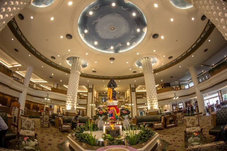 Twin Lotus Hotel