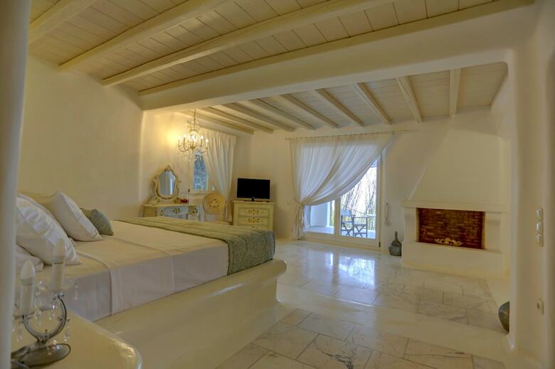 Mykonos Spirit Villas
