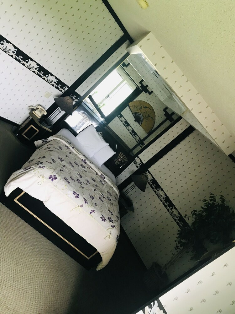 Hotel Don Q Inn