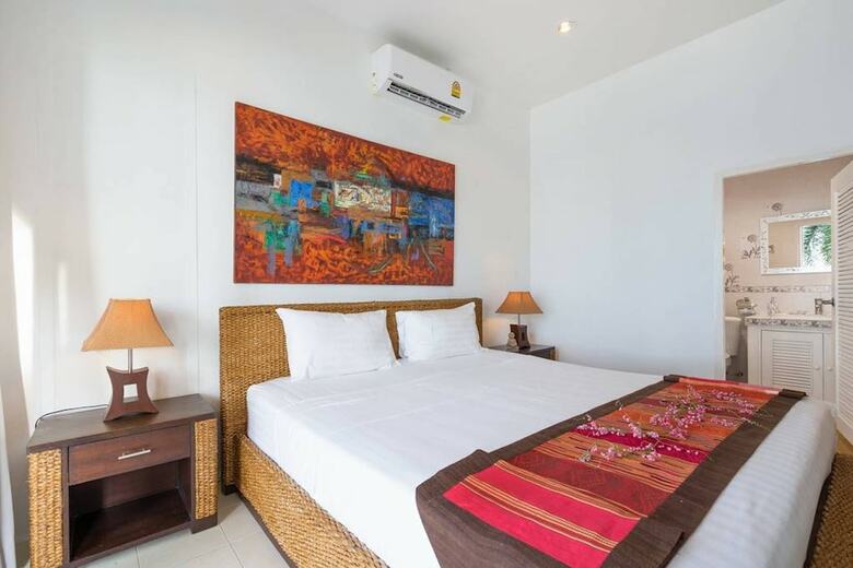 3 Bedroom Beach Front Villa Bangrak