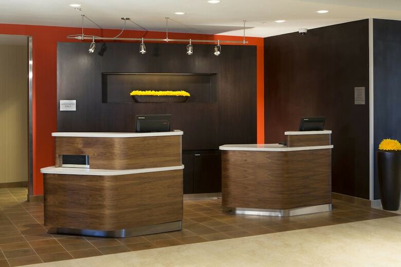 Hotel Courtyard By Marriott Dallas Midlothian-midlothian Conf Ctr