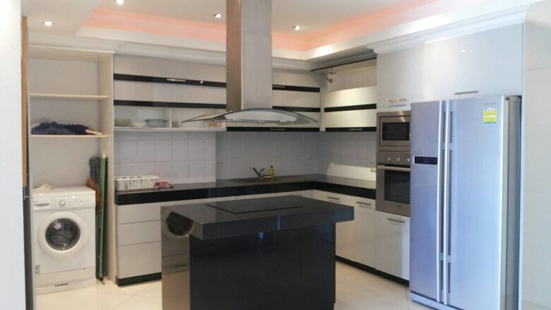 View Talay 6 Condominium By Honey