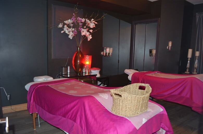 Sunset Resorts Canmore And Spa