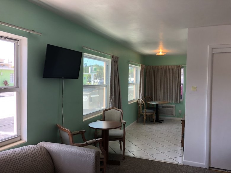 Rose Motel