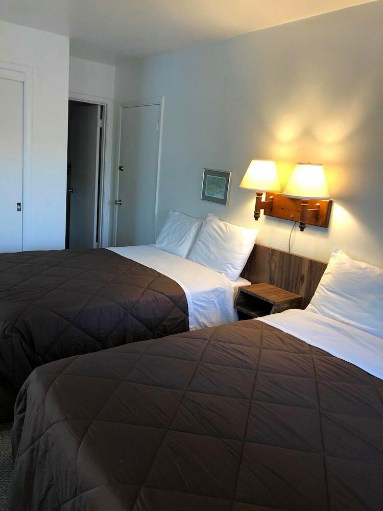 Rose Motel