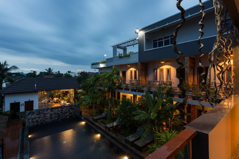 Indra Porak Residence Hotel