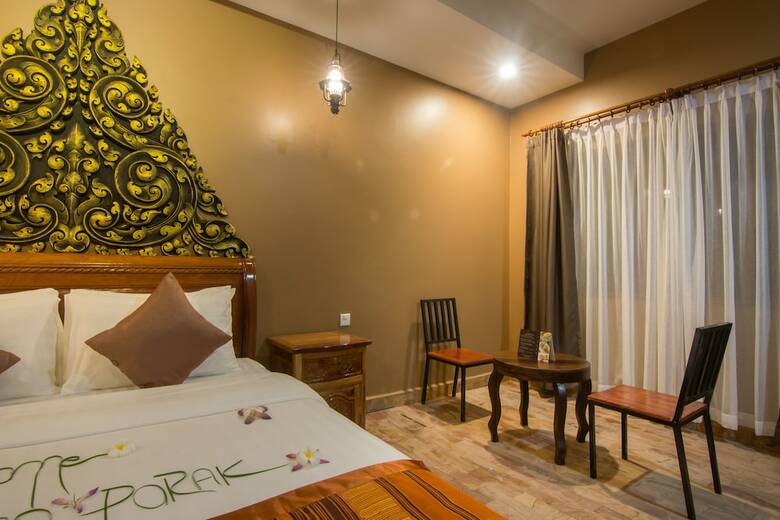 Indra Porak Residence Hotel