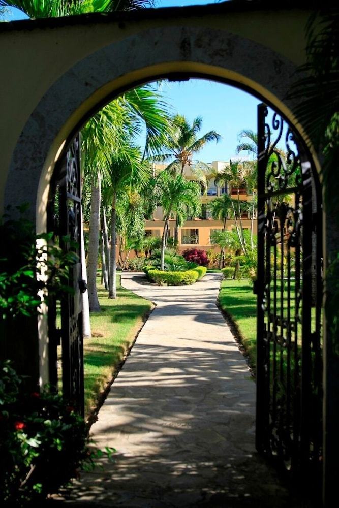 Garden Condos