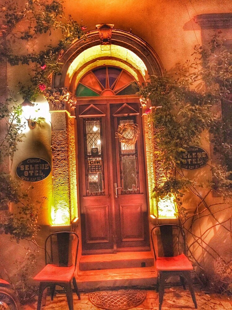 Eden Selene Hotel