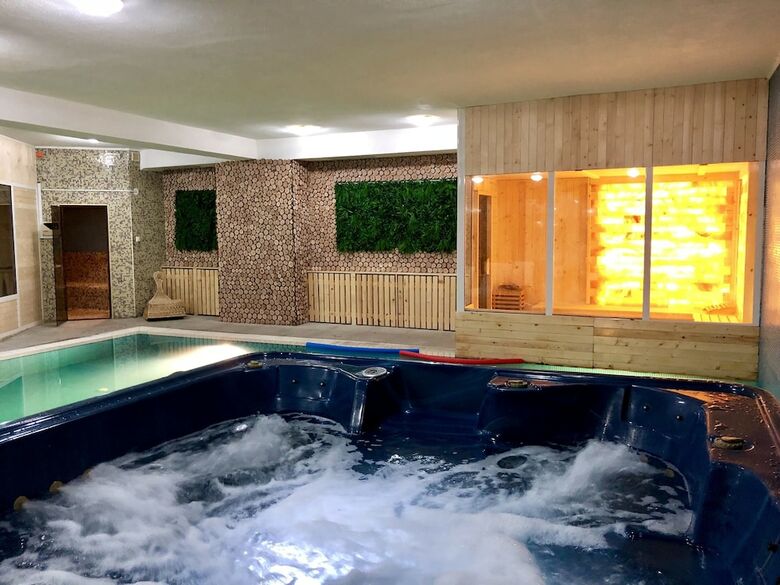 Hotel Elegant Lux
