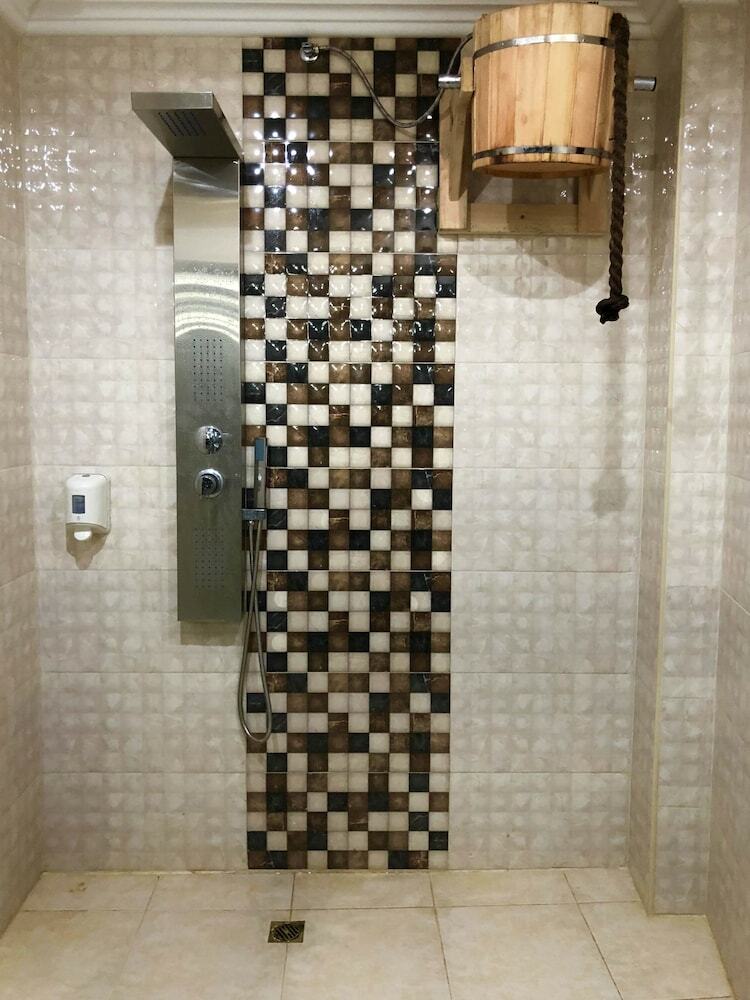 Hotel Elegant Lux