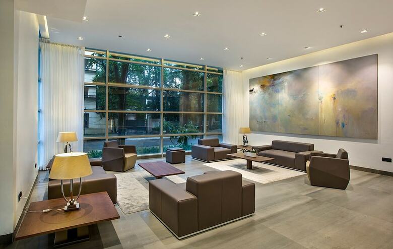 Hotel Space Apartments