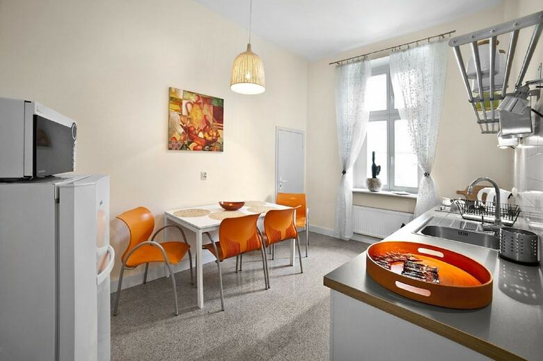Apartamenty Pomara?czarnia
