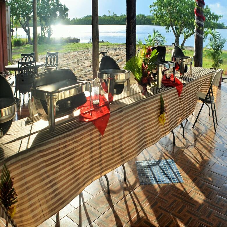 Hotel Bayview Cove Resort