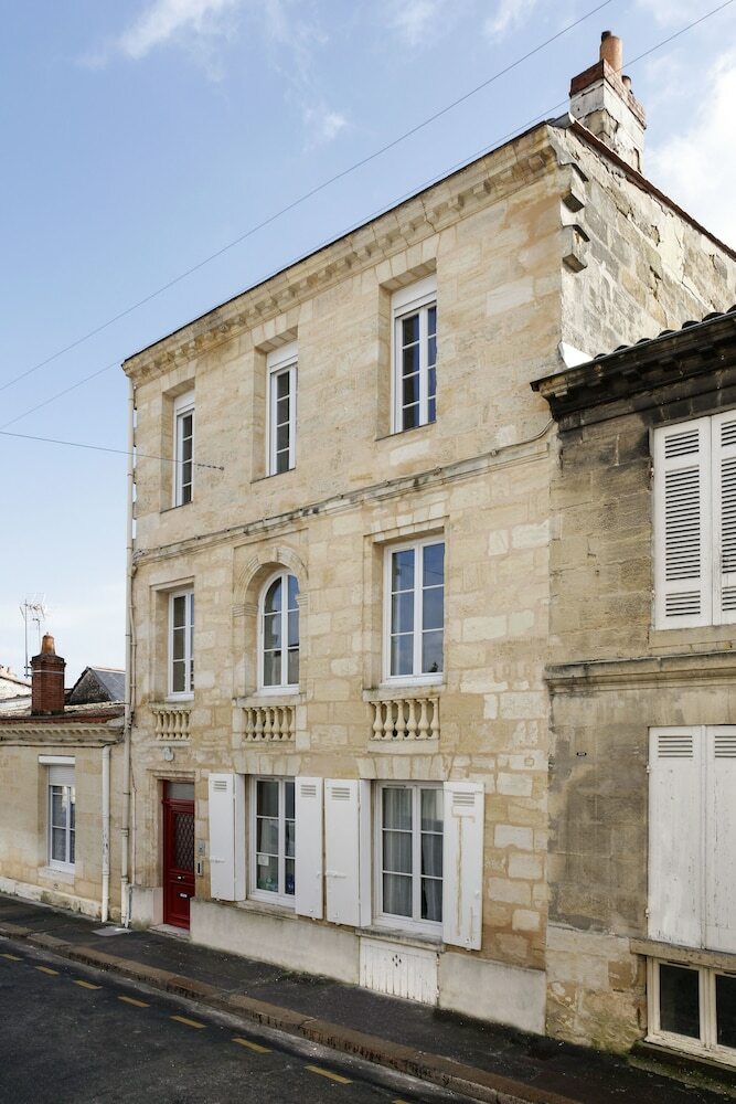 Les S�raphines Bed N Business