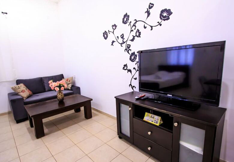 Apartment - Tel Aviv
