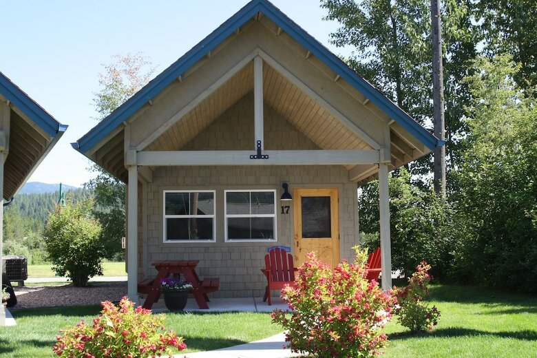 Dover Bay Resort
