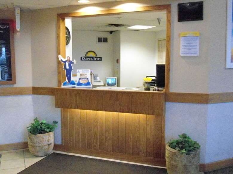 Hotel Days Inn By Wyndham Hinckley