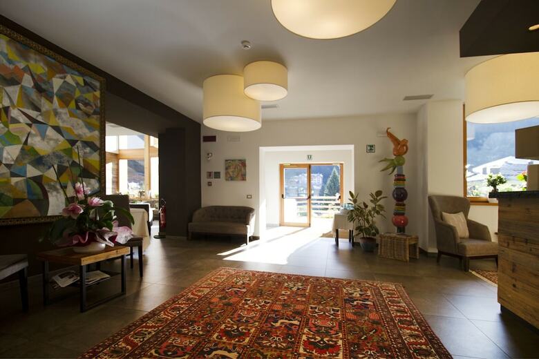 Hotel Garn� Caminetto