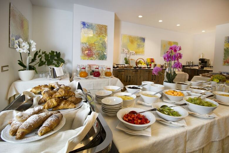 Hotel Garn� Caminetto