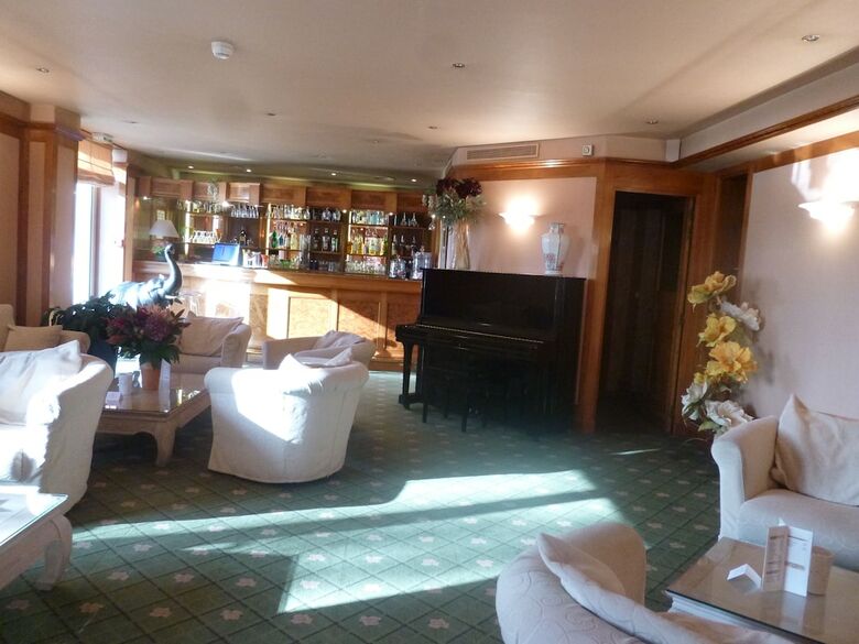 Hotel H�tel Du Rivage