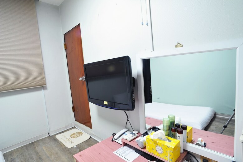 Hotel Saewha Hostel