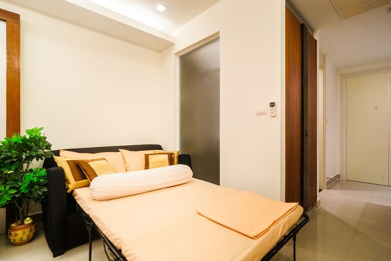 Cosy Beach View Condominium