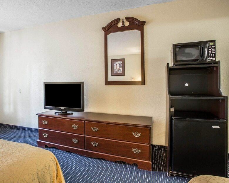 Hotel Quality Inn Manning I-95