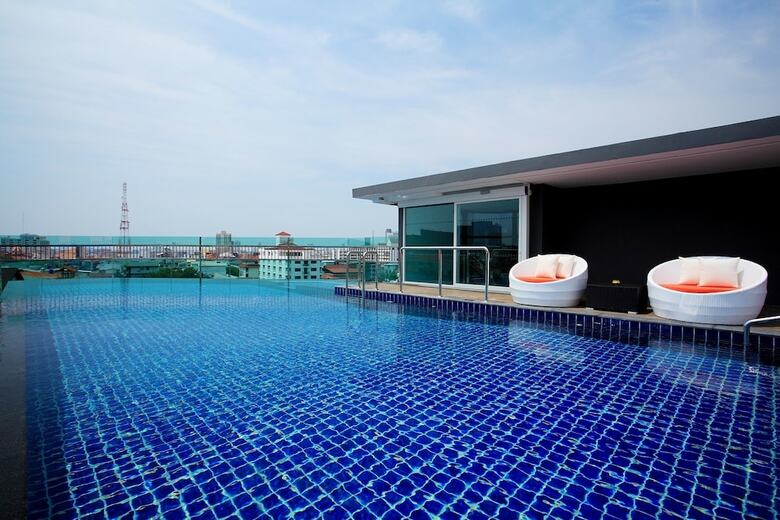 Nova Express Pattaya Hotel