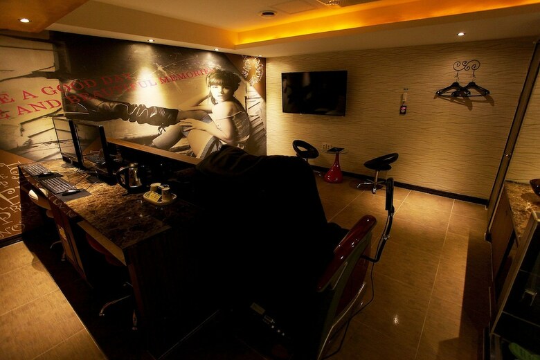 Nine Hotel