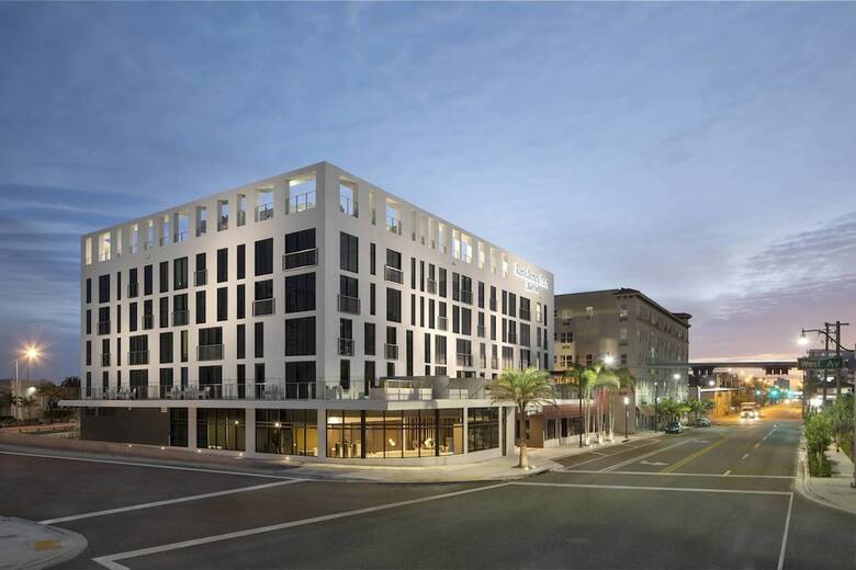 Hotel Residence Inn By Marriott Miami Beach South Beach