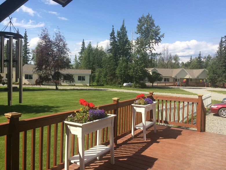 Alaska Garden Gate B&B And Cottages