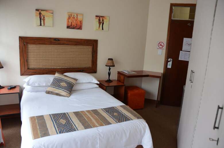 Hotel El Cazador Guest House